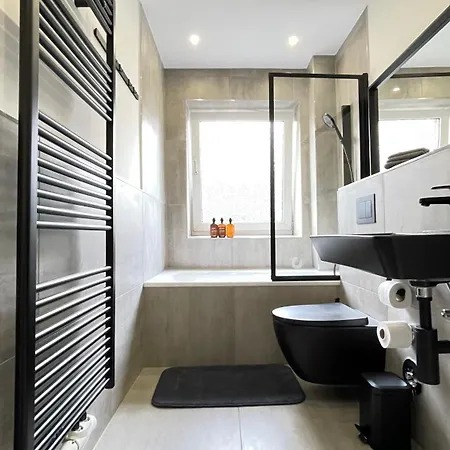 아파트 Home Apartments *