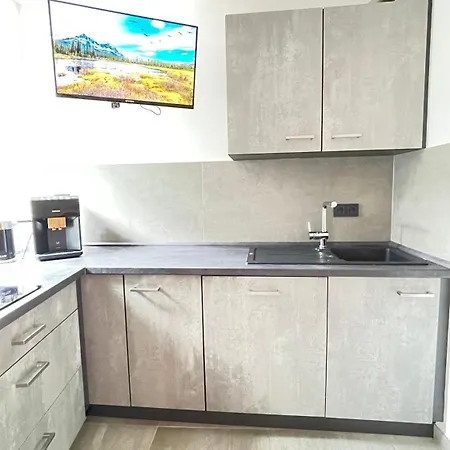 Home Apartments شقة