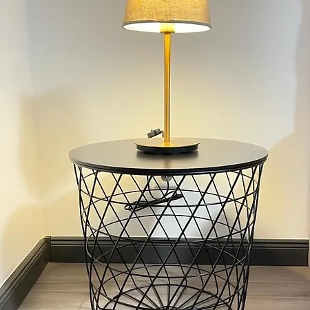 Home Apartments 아파트