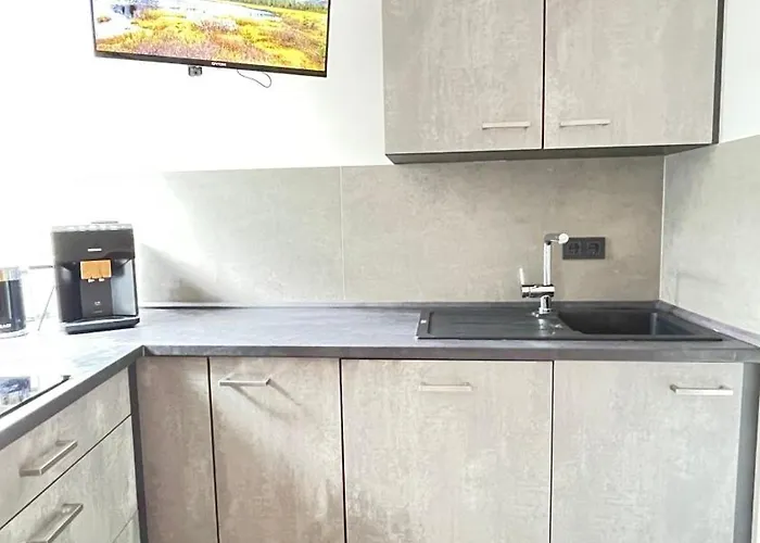 Home Apartments 公寓